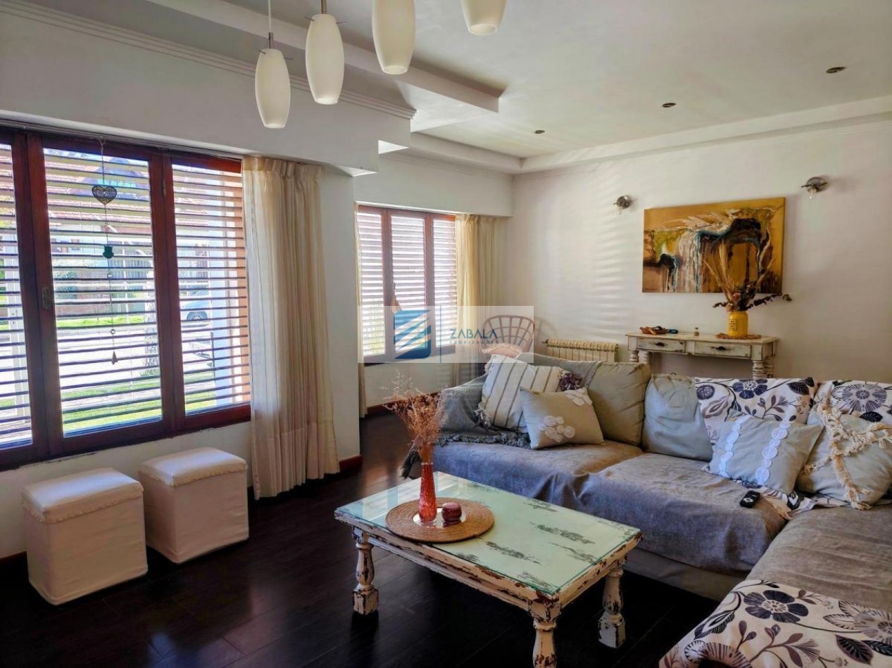 CASA 6 AMB CON PARQUE 