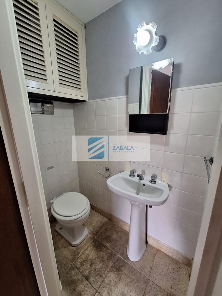 DEPARTAMENTO 4 AMB CON BALCON A LA CALLE