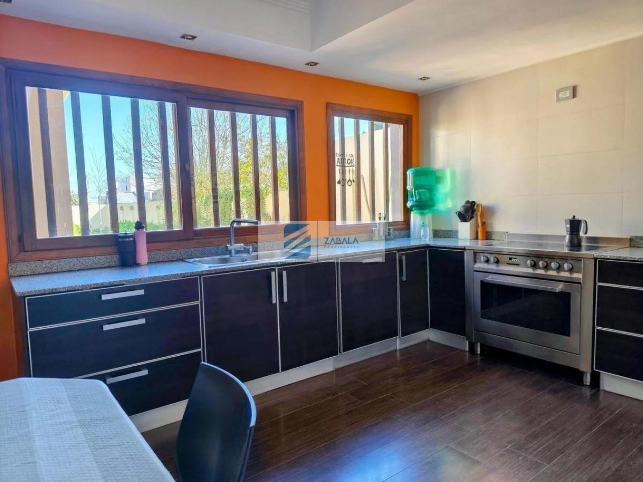 CASA 6 AMB CON PARQUE 