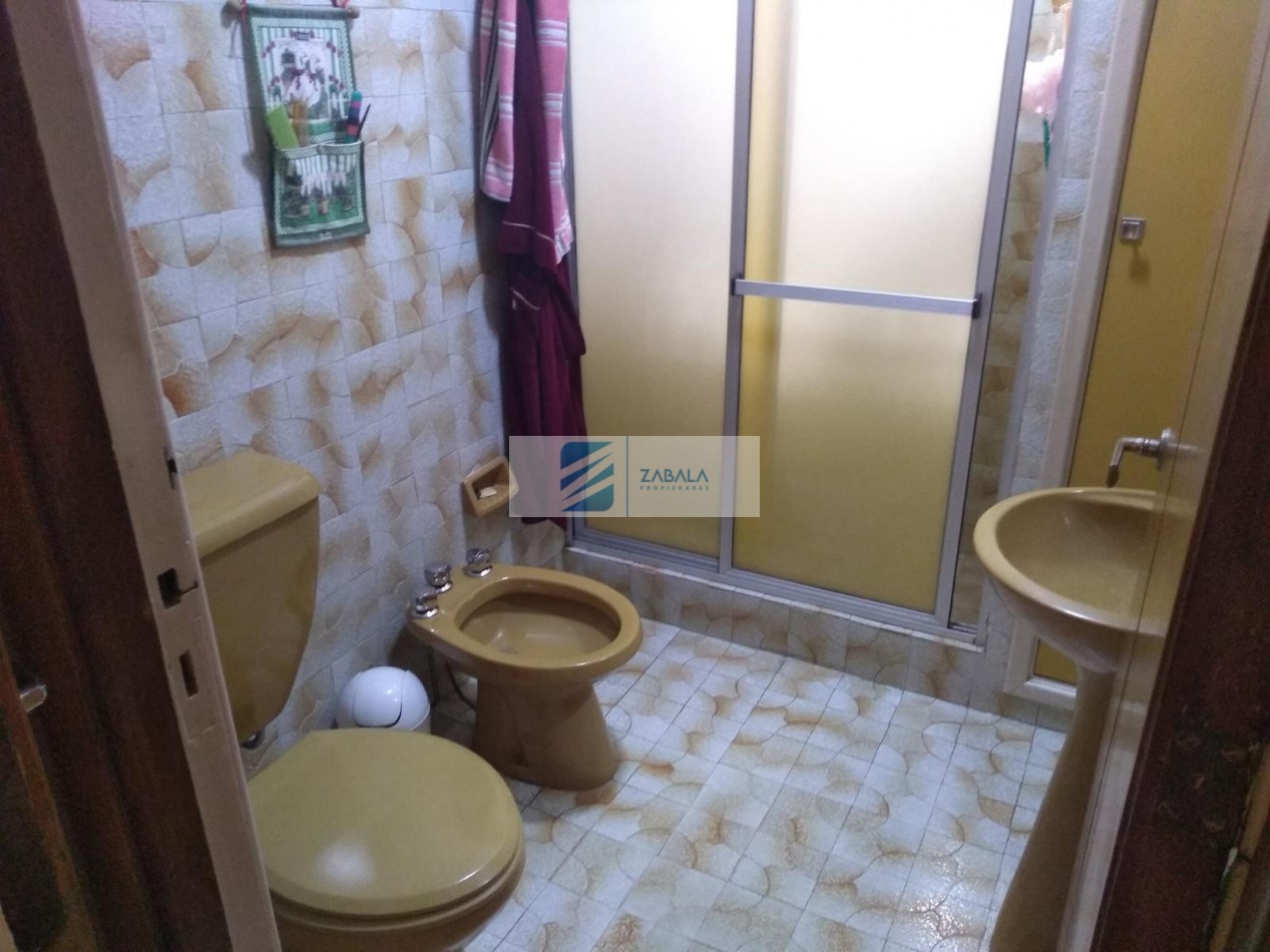 CASA 5 AMB PARQUE Y COCHERA 