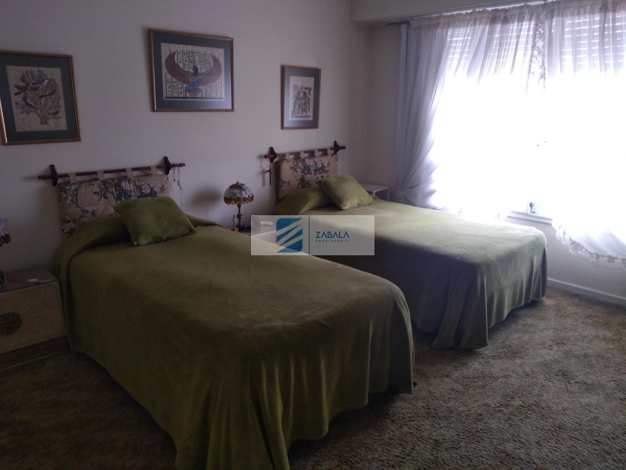 CASA 5 AMB PARQUE Y COCHERA 